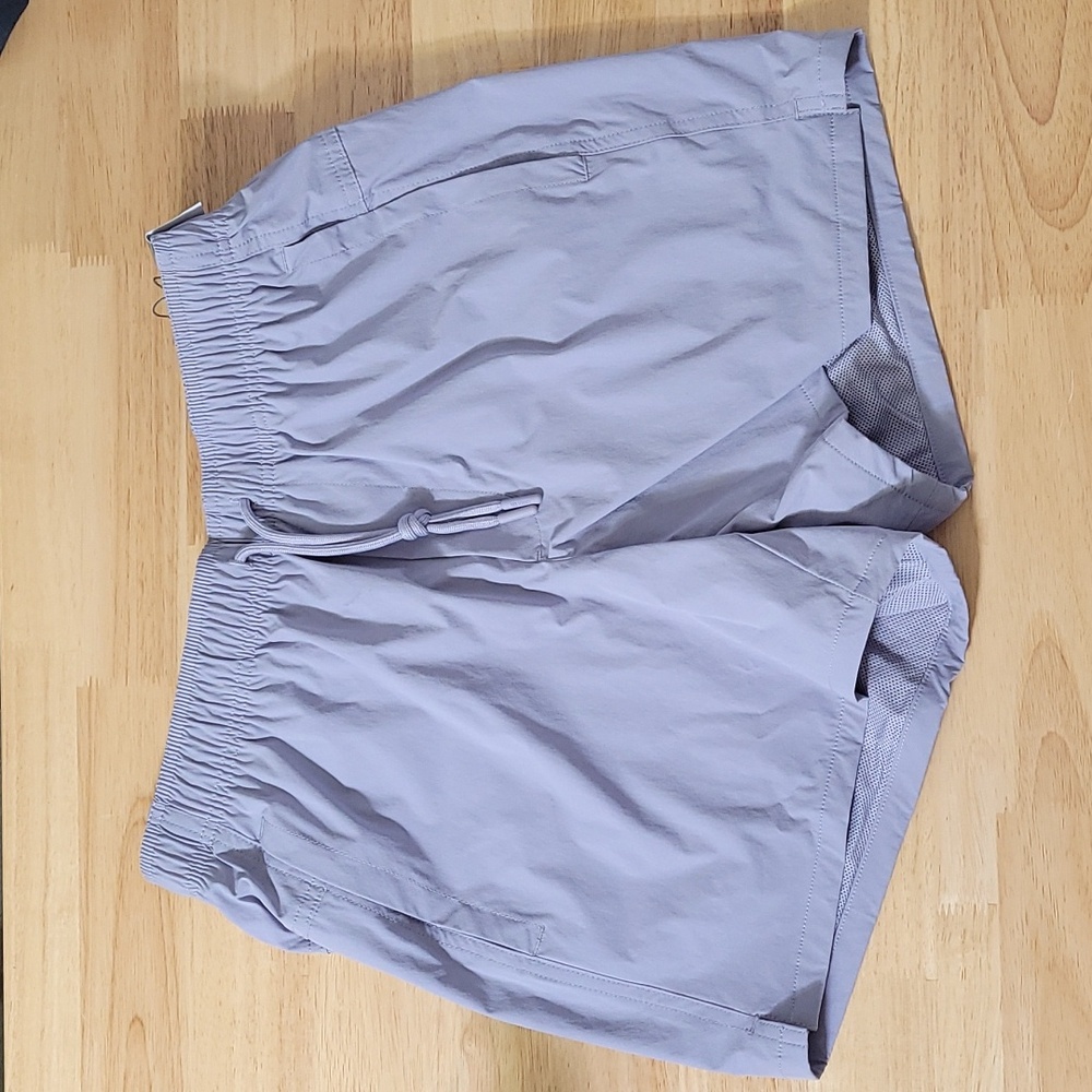 VRST Men's 5'' Everyday Short Size M Purple Stone NWT UV Protection Zip Pocket